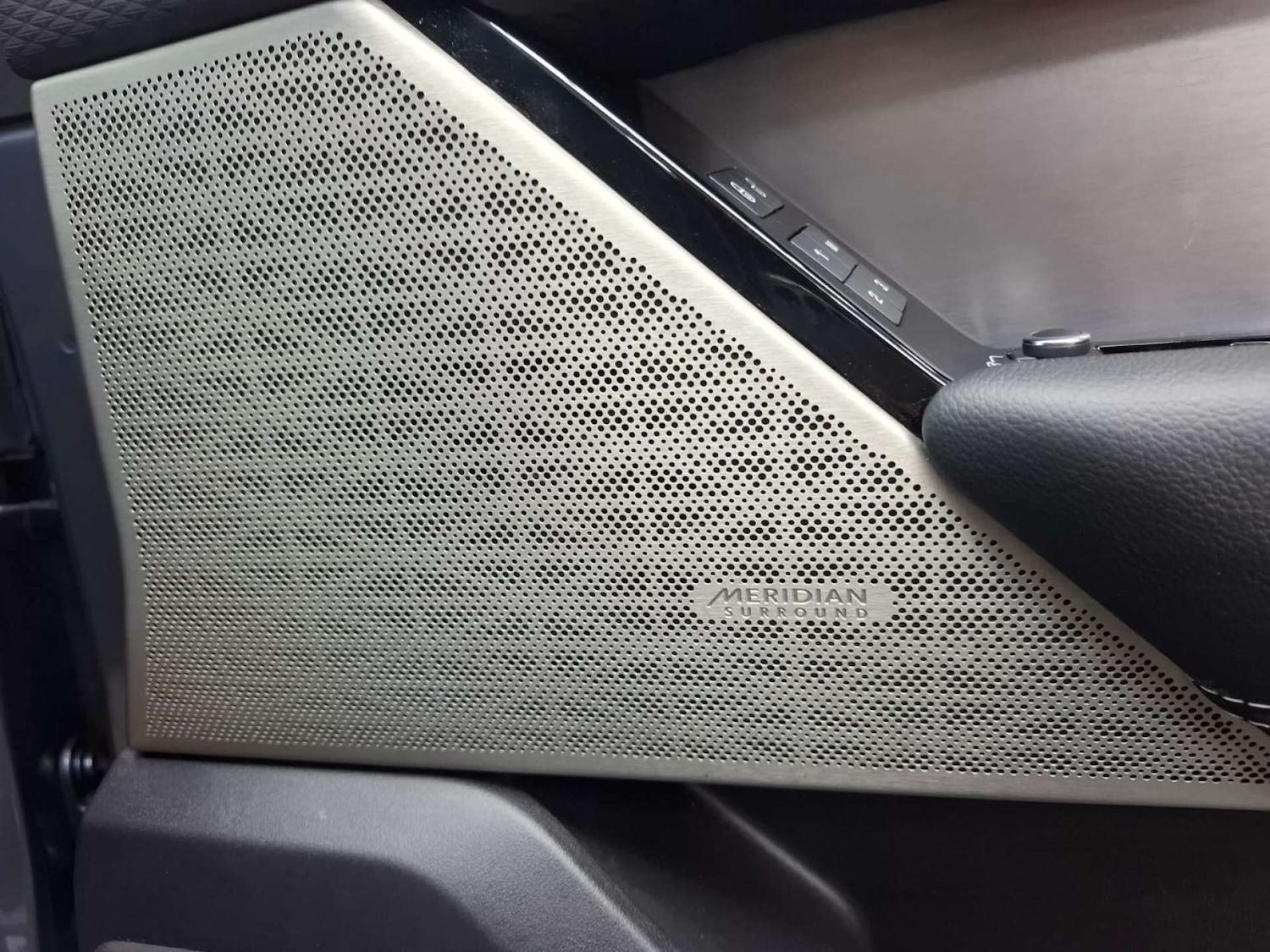 Used Land Rover Range Rover Velar 2018 for sale - 77151184: Photo 24