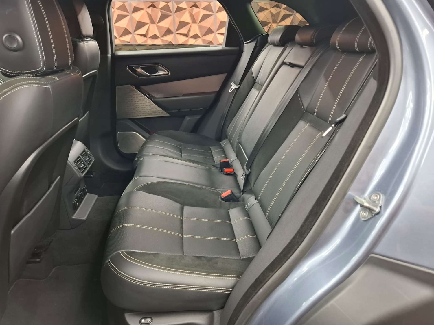 Used Land Rover Range Rover Velar 2018 for sale - 77151184: Photo 29