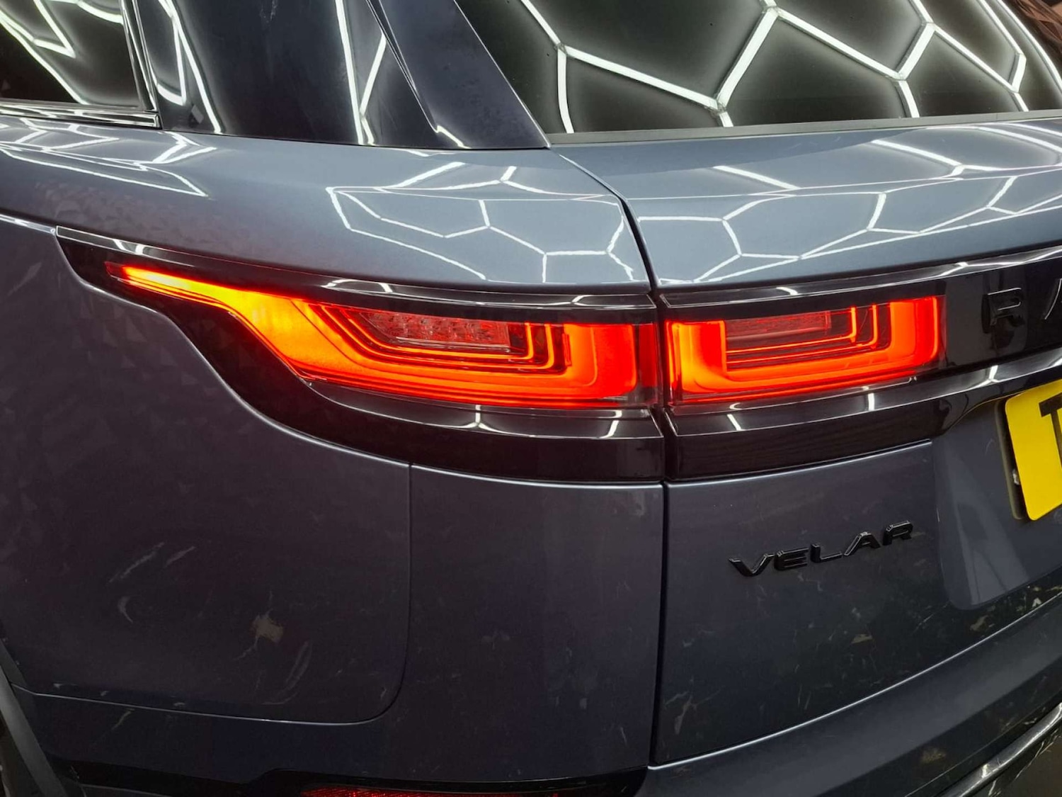 Used Land Rover Range Rover Velar 2018 for sale - 77151184: Photo 7