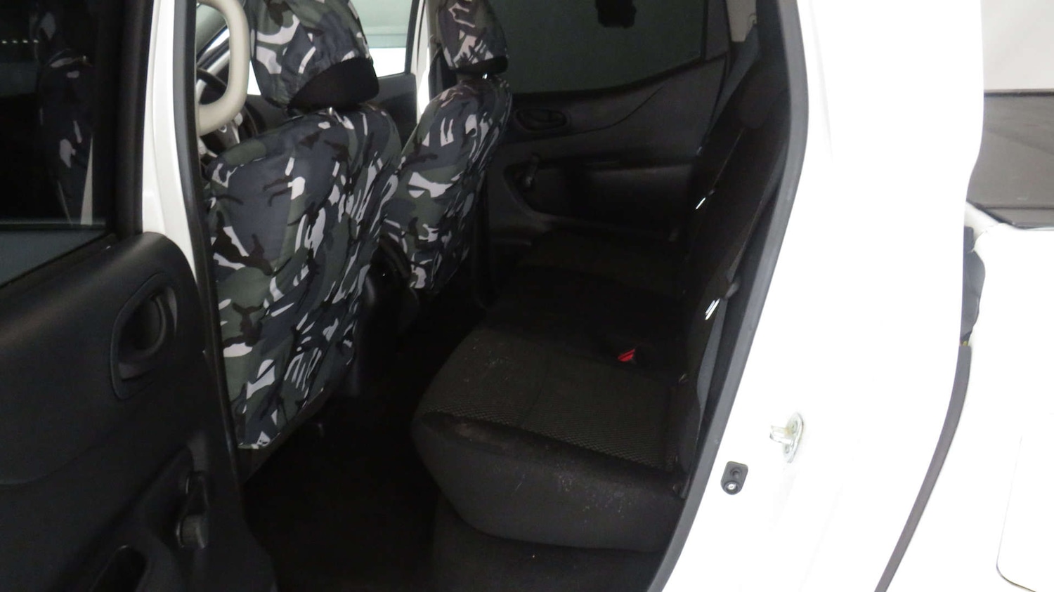 Used Nissan Navara 2017 for sale - 77470016: Photo 7