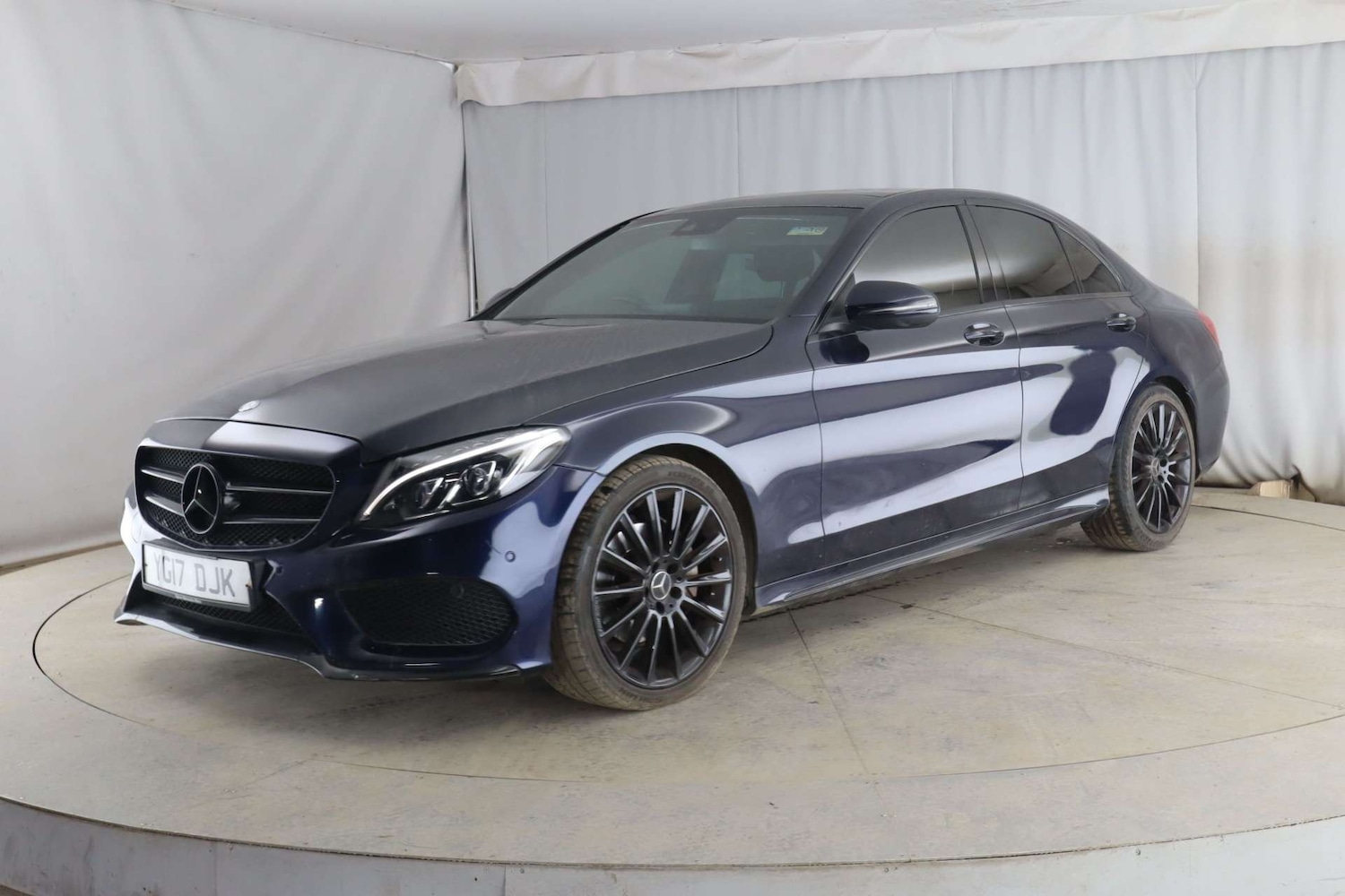 Used Mercedes-Benz C Class 2017 for sale - 77837297: Photo 3