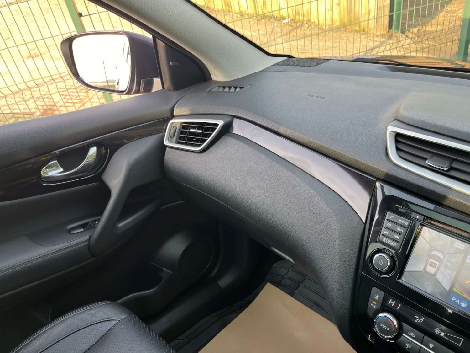 Used Nissan Qashqai 2016 for sale - 76921334: Photo 16