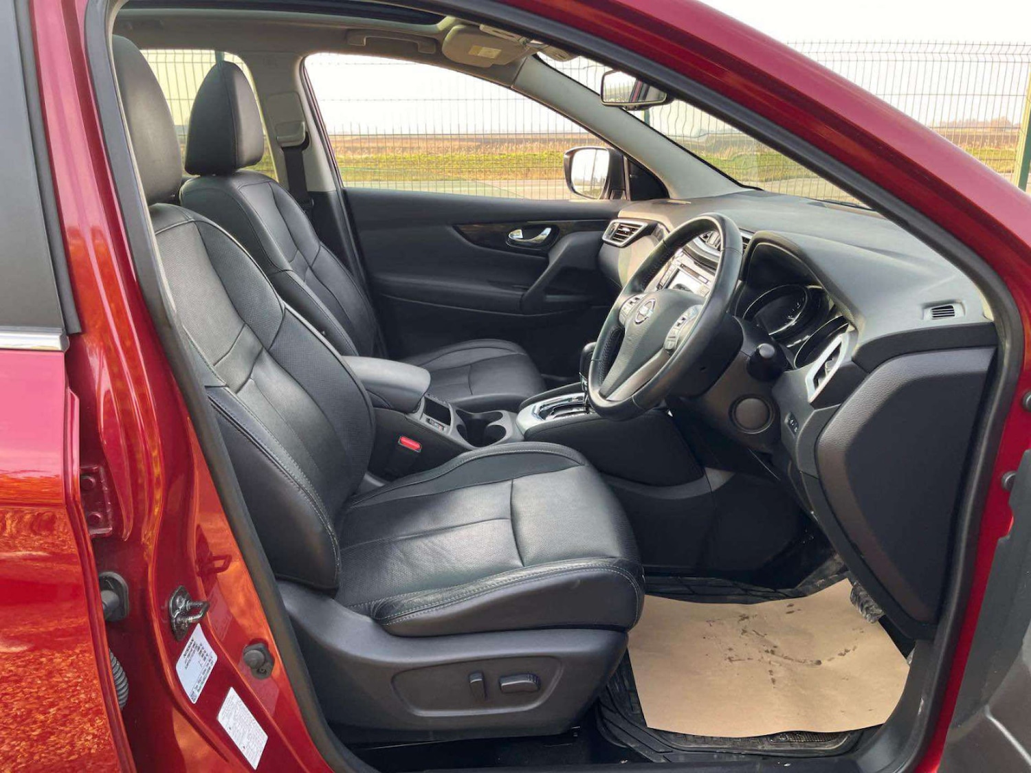 Used Nissan Qashqai 2016 for sale - 76921334: Photo 31