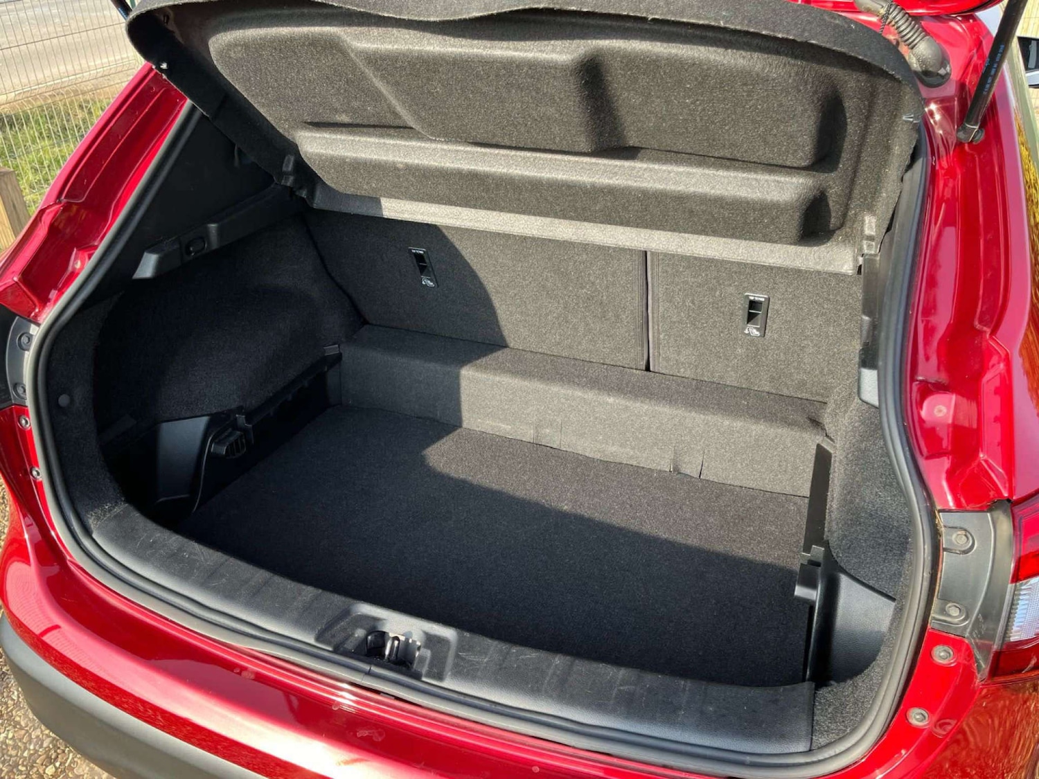 Used Nissan Qashqai 2016 for sale - 76921334: Photo 38