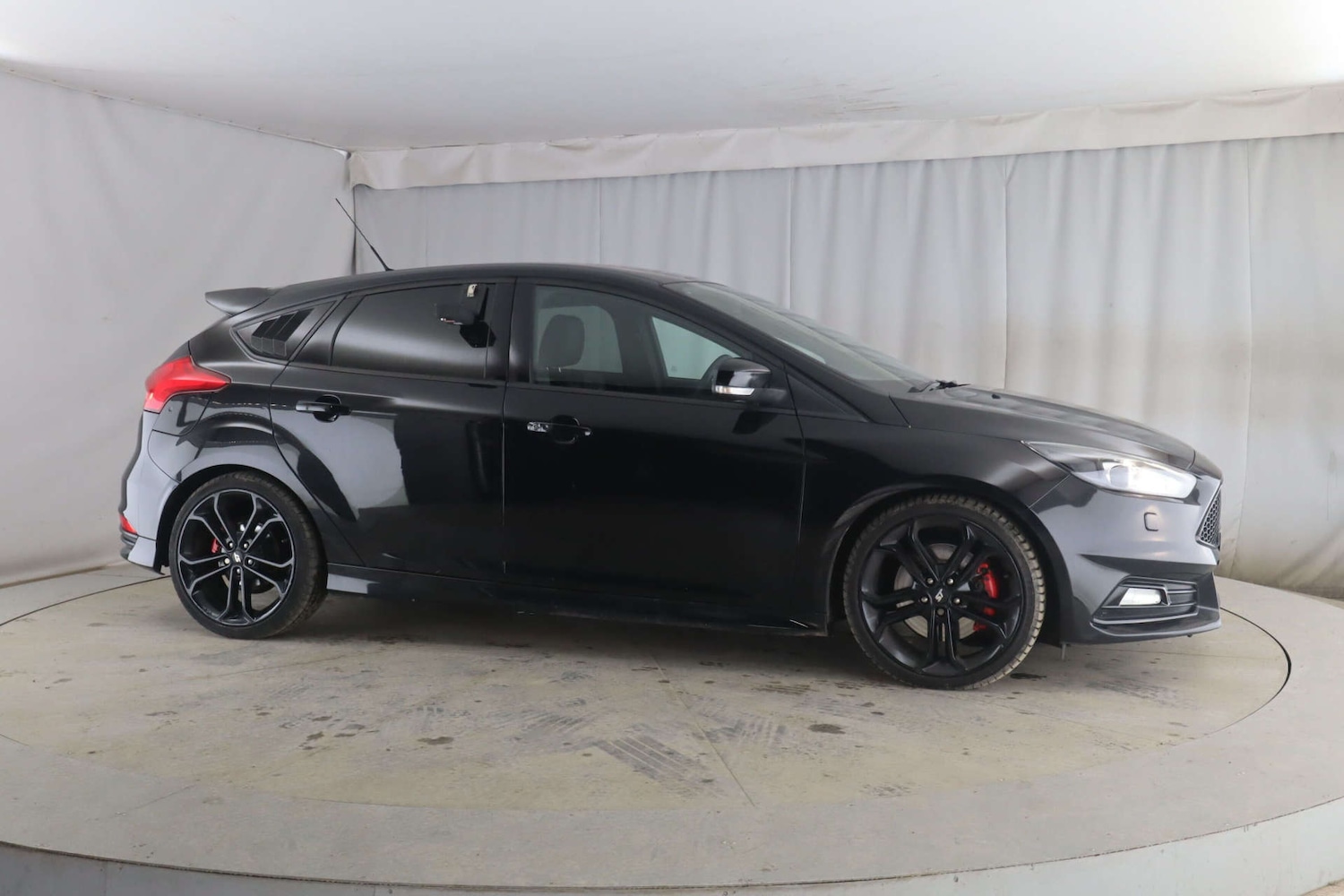 Used Ford Focus 2016 for sale - 77721674: Photo 2