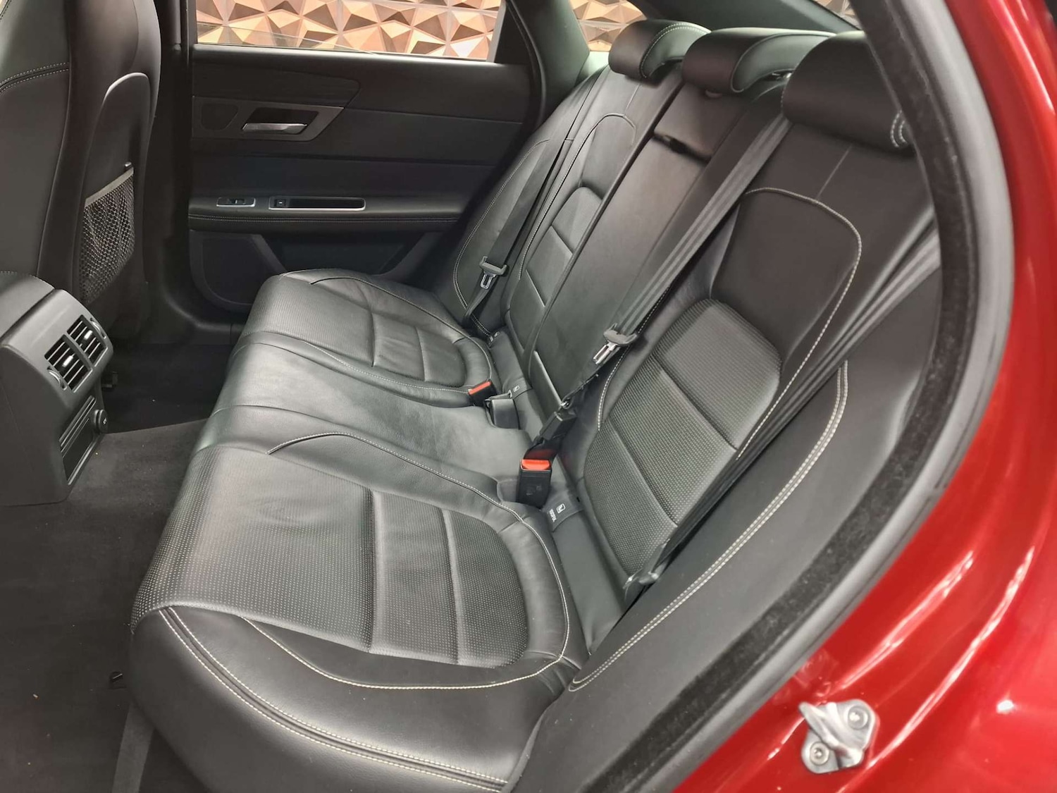 Used Jaguar XF 2016 for sale - 77151234: Photo 15