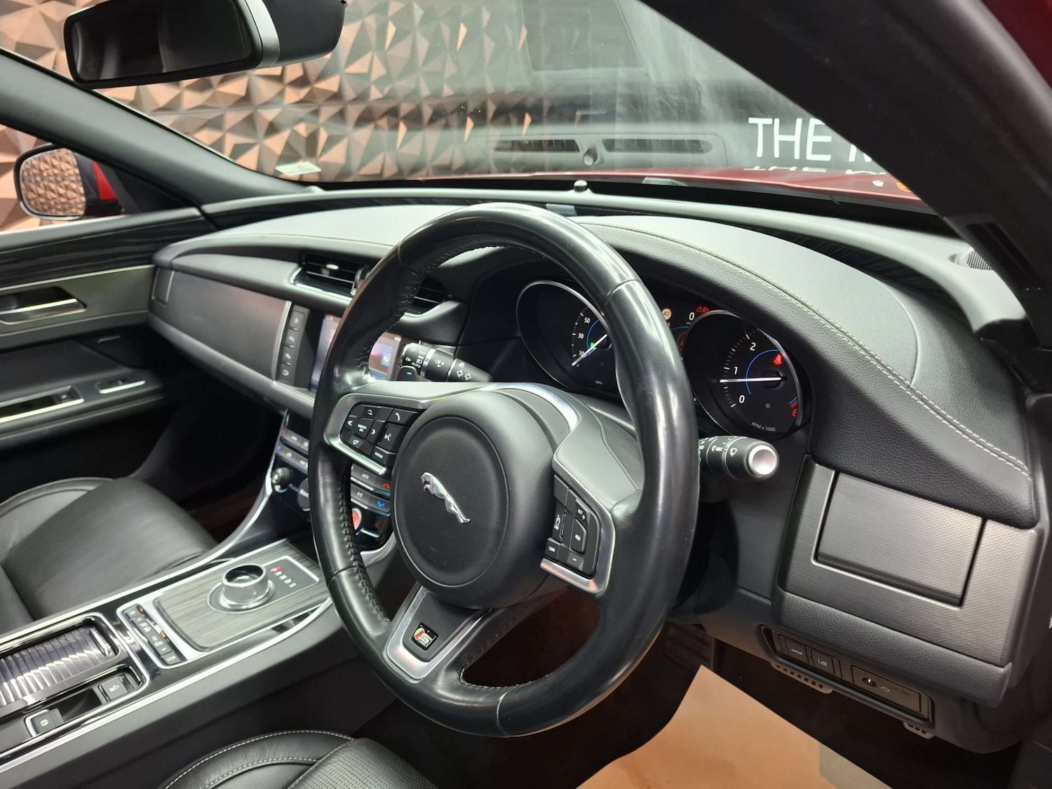 Used Jaguar XF 2016 for sale - 77151234: Photo 21