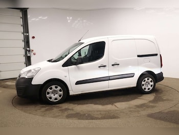 Used Peugeot Partner 2018 for sale - 77984307: Photo