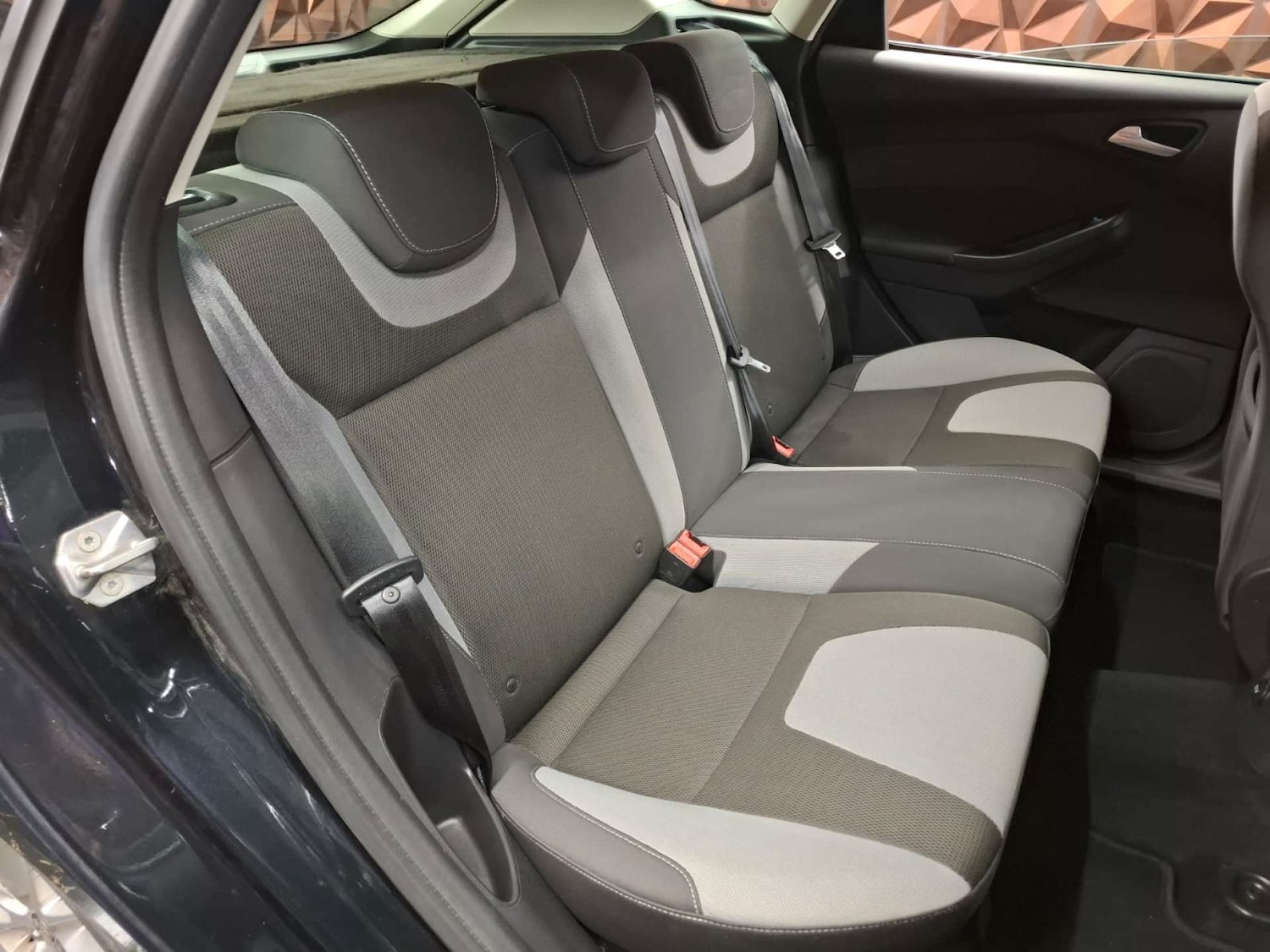 Used Ford Focus 2013 for sale - 76921433: Photo 12