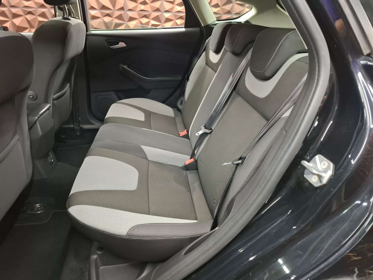 Used Ford Focus 2013 for sale - 76921433: Photo 16