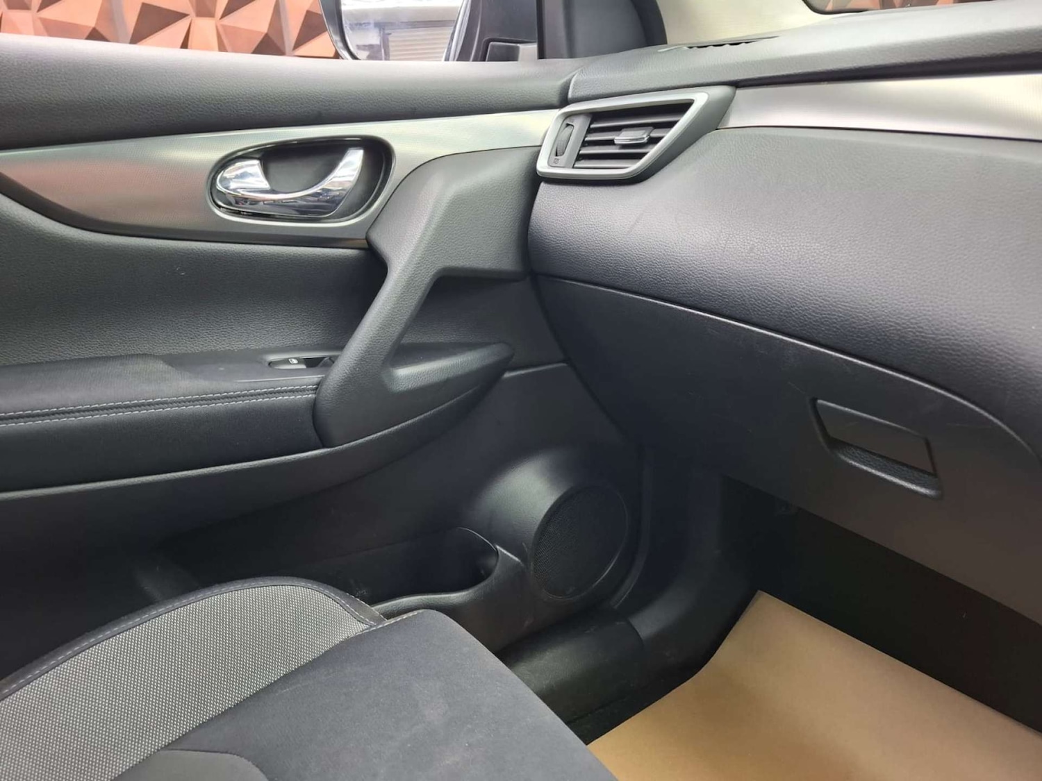 Used Nissan Qashqai 2017 for sale - 76921484: Photo 24