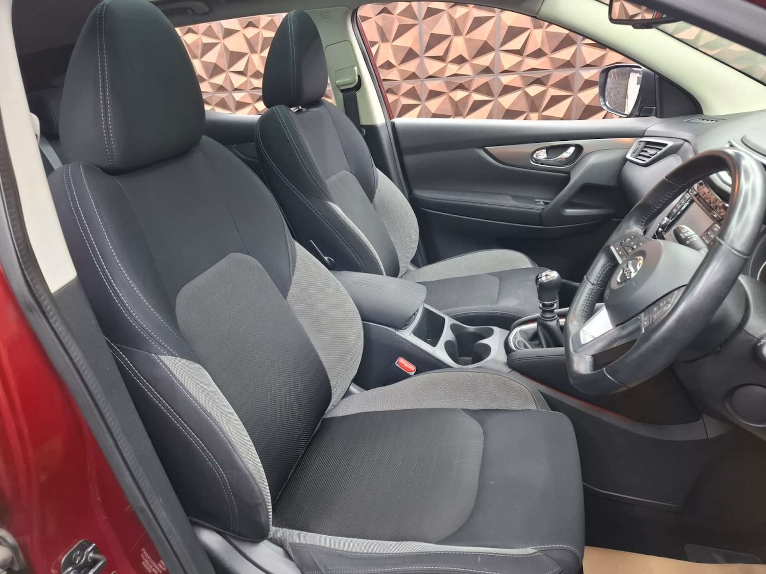 Used Nissan Qashqai 2017 for sale - 76921484: Photo 34