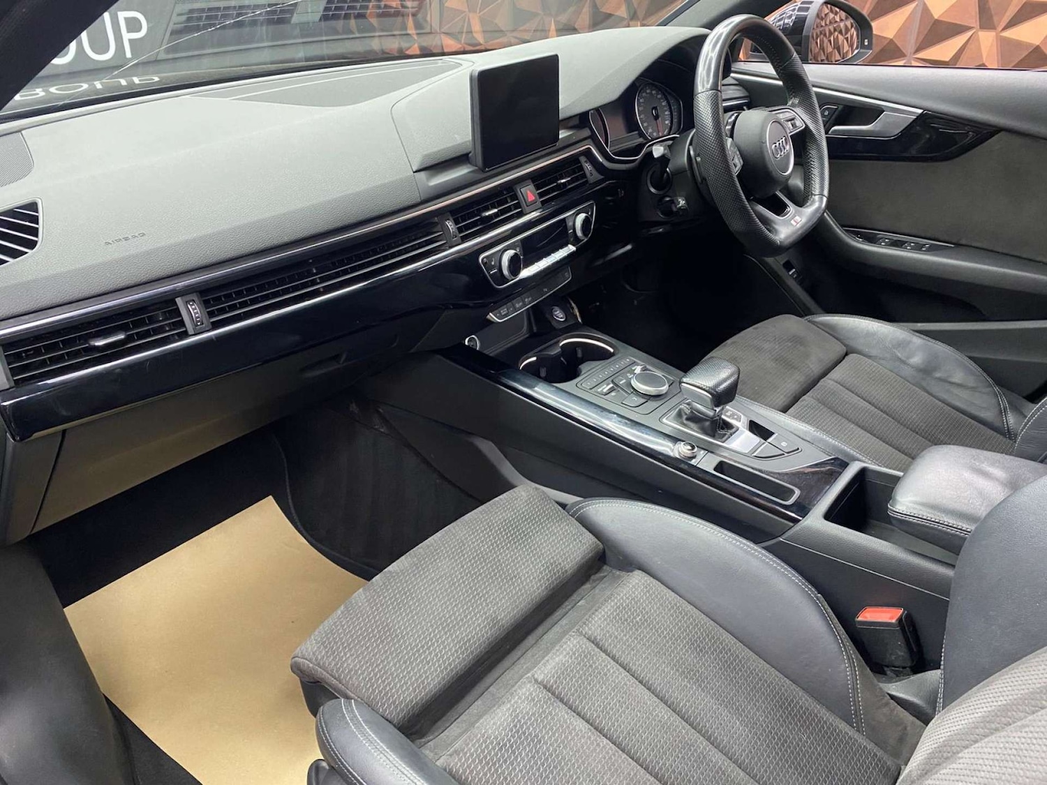 Used Audi A4 2017 for sale - 77640565: Photo 16