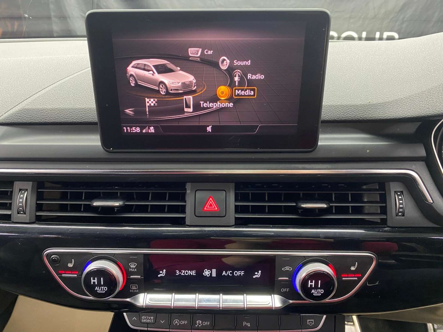 Used Audi A4 2017 for sale - 77640565: Photo 18