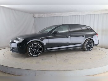 Used Audi A4 2017 for sale - 77640565: Photo