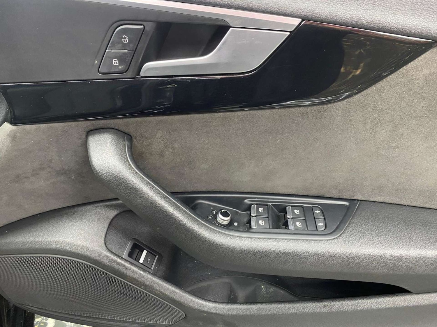 Used Audi A4 2017 for sale - 77640565: Photo 9