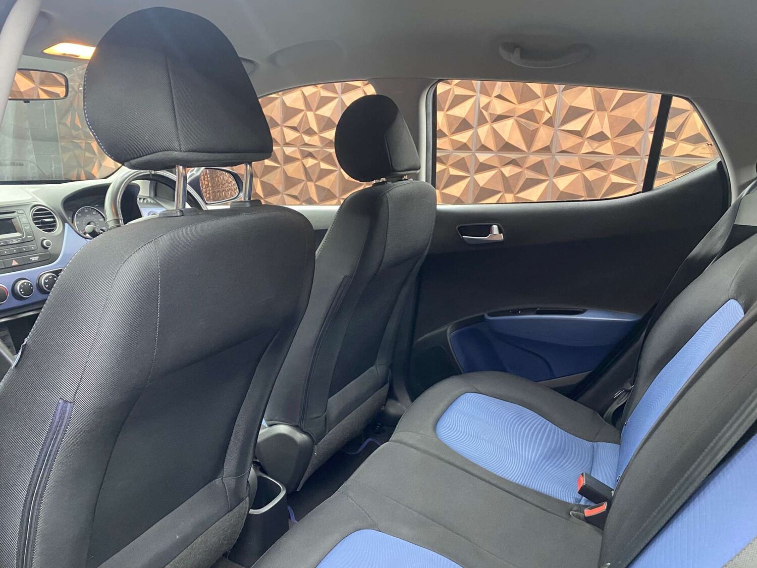 Used Hyundai i10 2015 for sale - 77953349: Photo 13