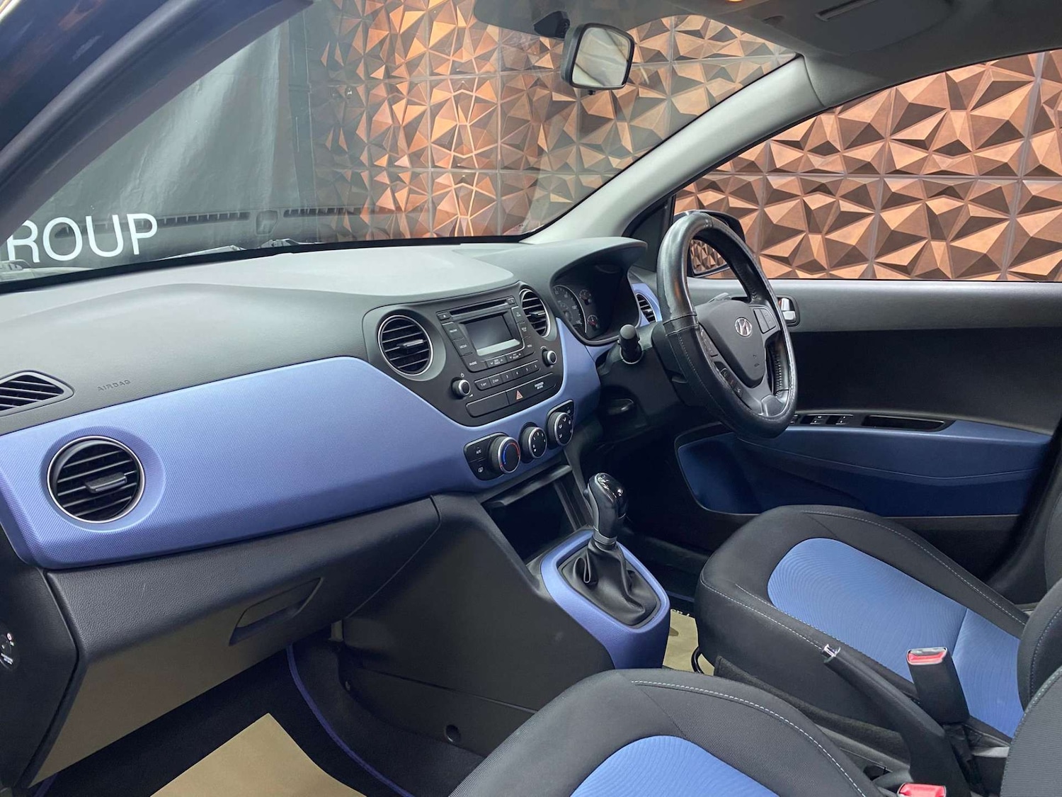 Used Hyundai i10 2015 for sale - 77953349: Photo 15