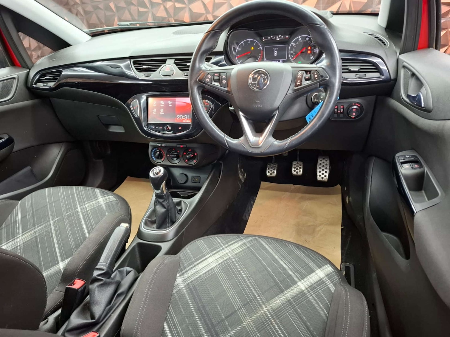 Used Vauxhall Corsa 2015 for sale - 77151259: Photo 29