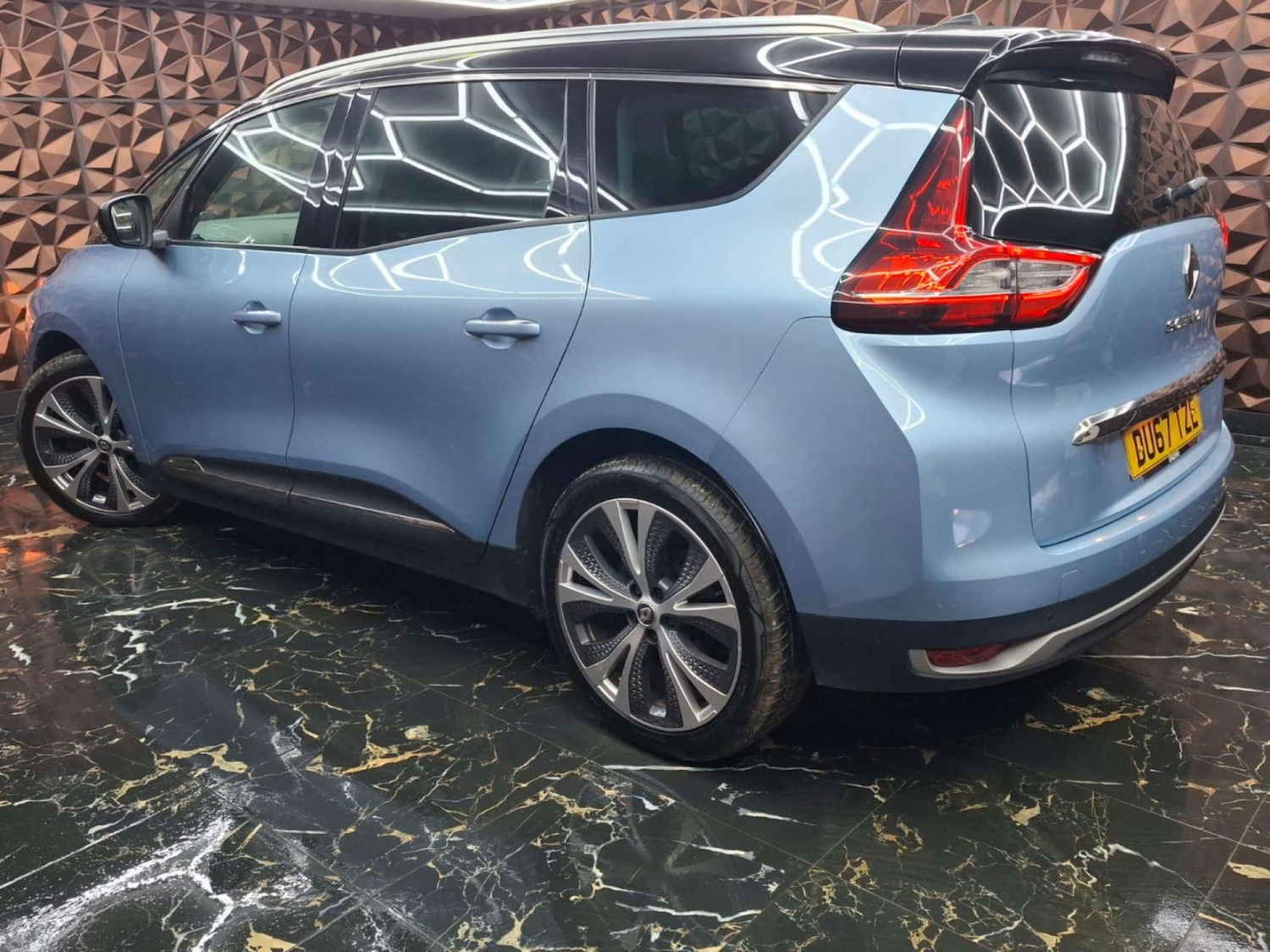 Used Renault Scenic 2017 for sale - 76921339: Photo 53