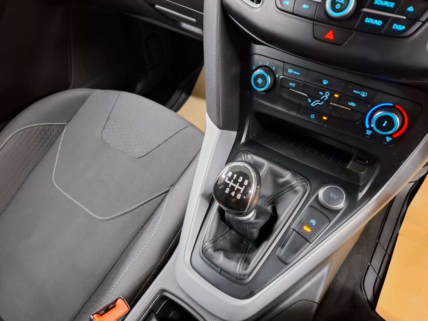 Used Ford Focus 2017 for sale - 76921463: Photo 21