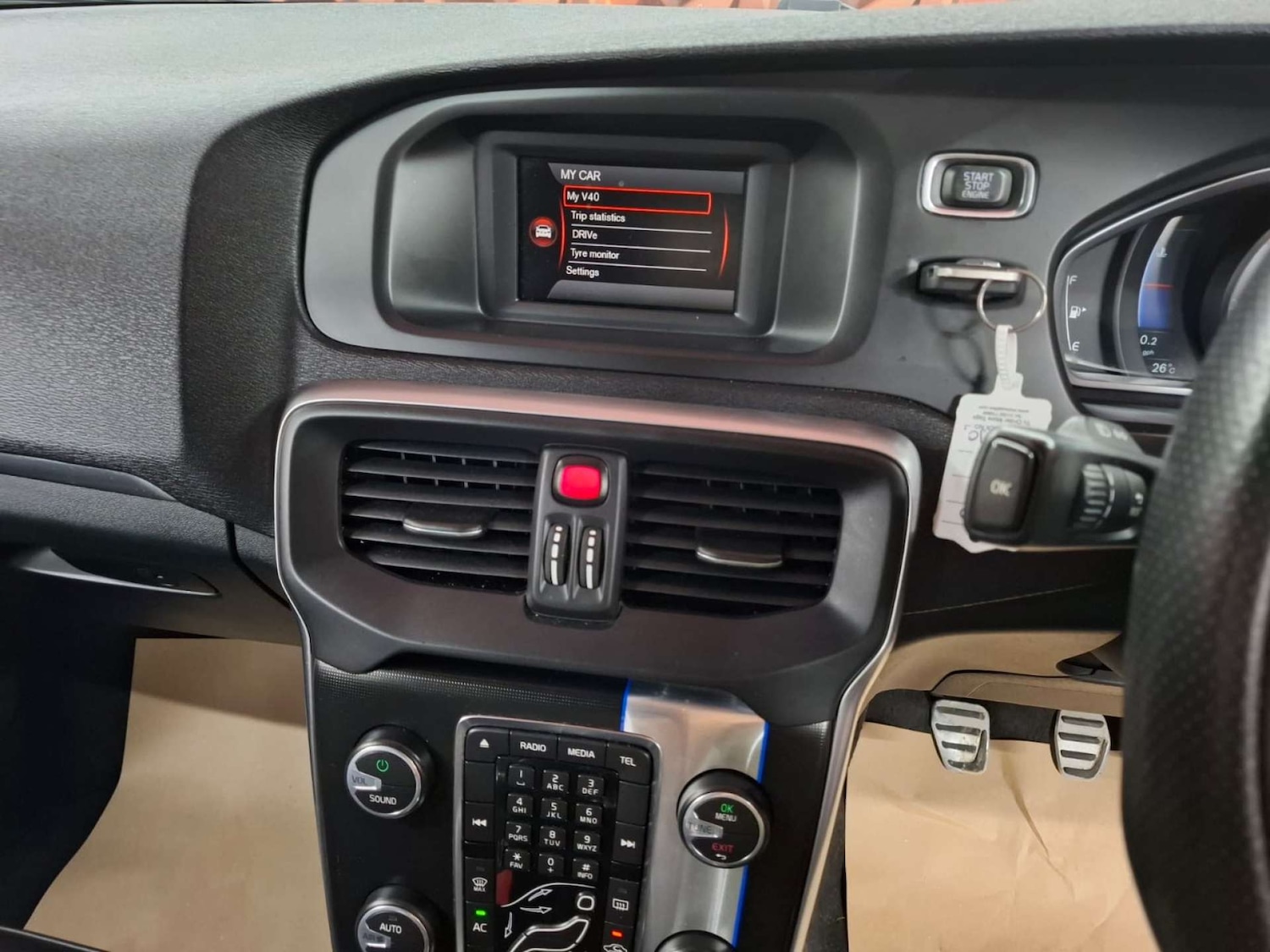 Used Volvo V40 2016 for sale - 76921428: Photo 22