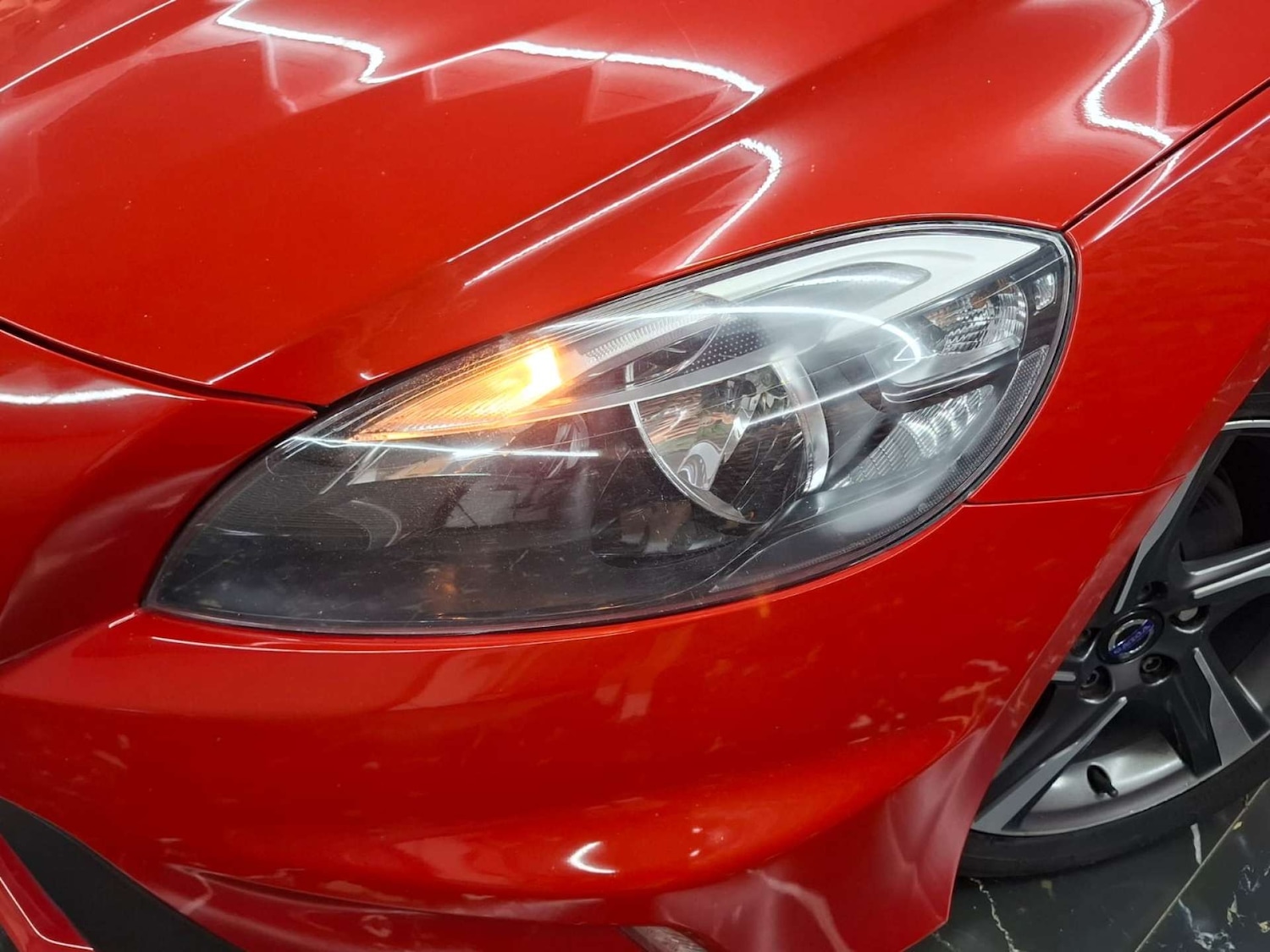 Used Volvo V40 2016 for sale - 76921428: Photo 6