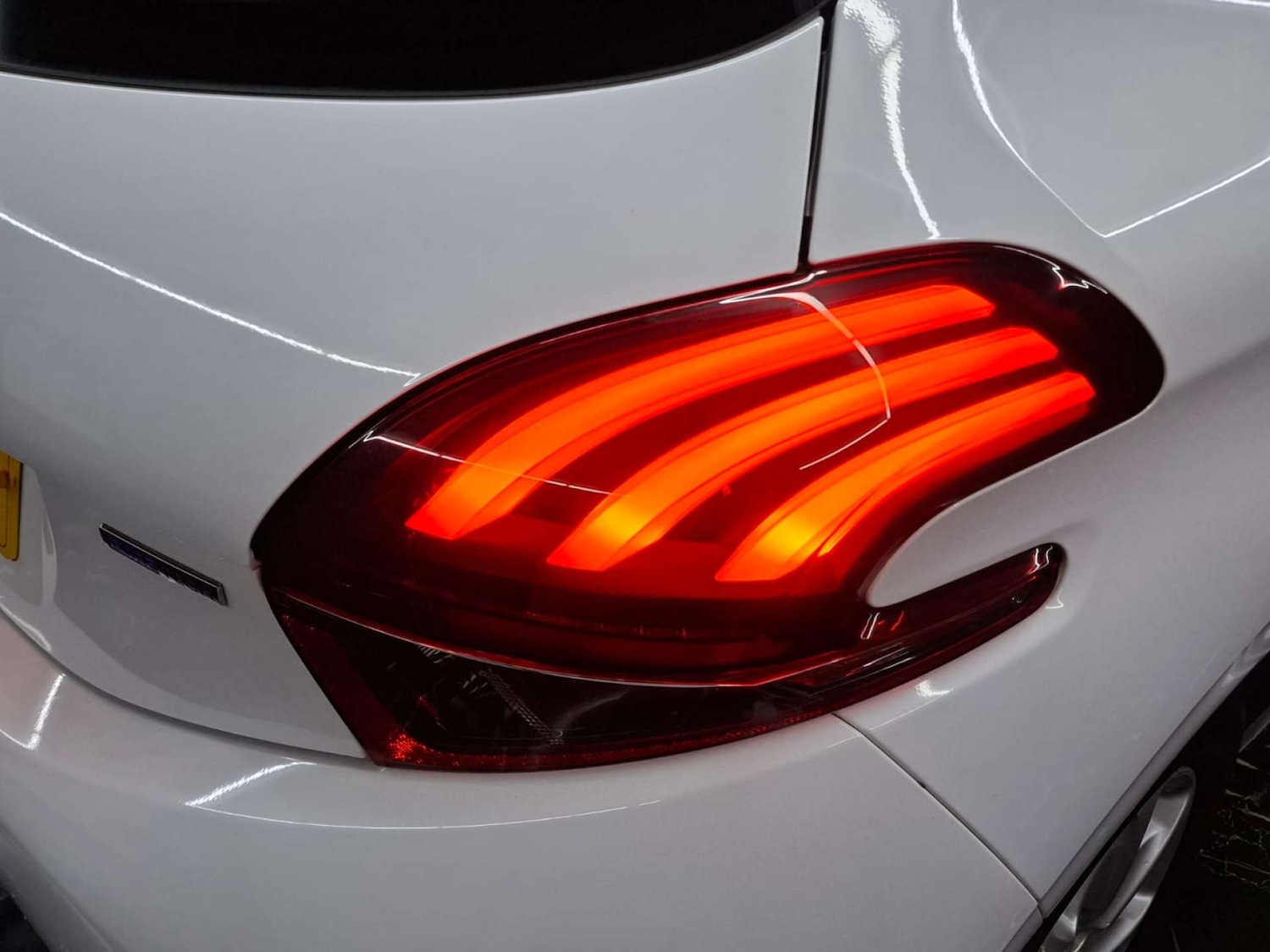 Used Peugeot 208 2015 for sale - 76921320: Photo 31