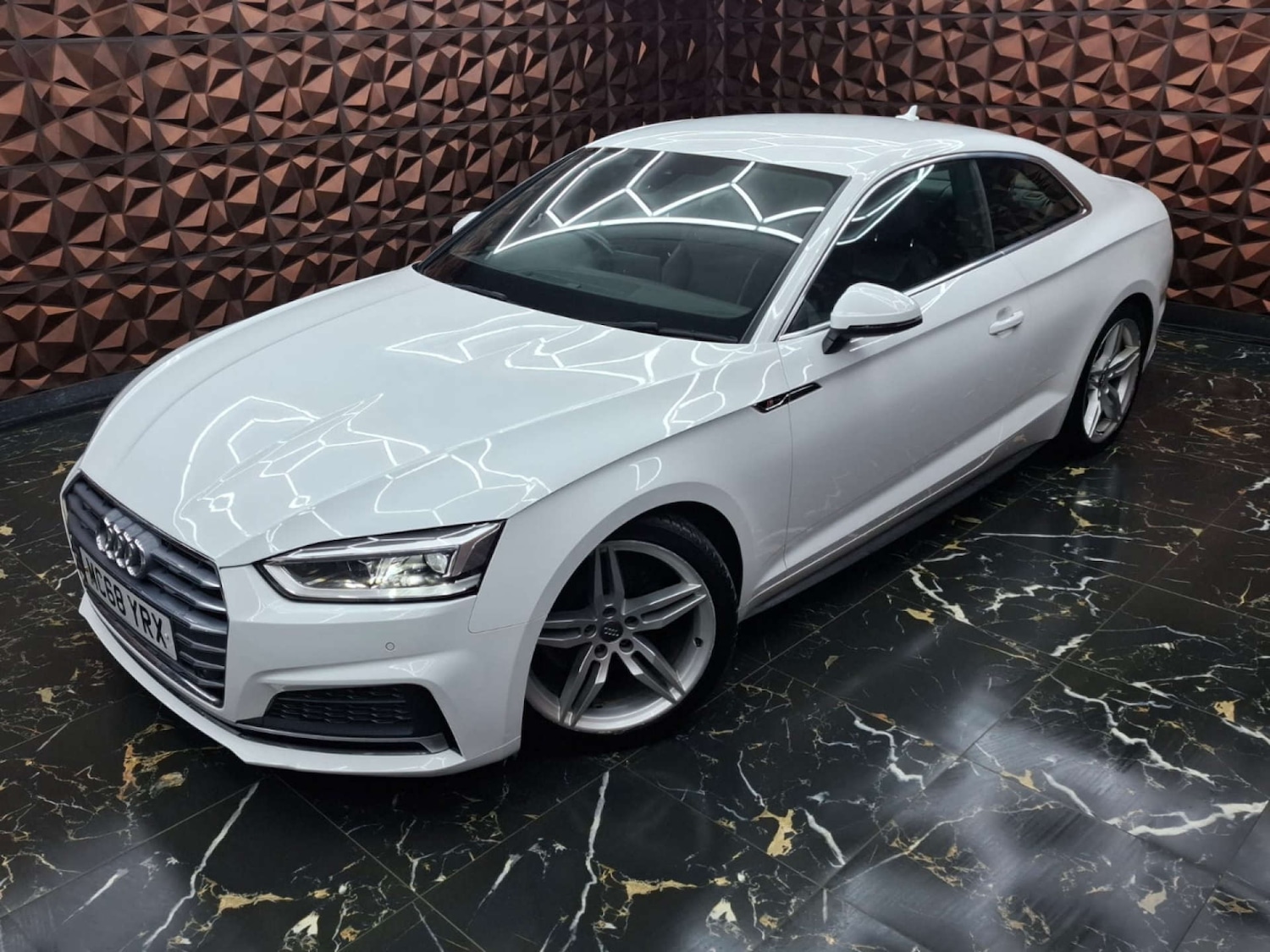 Used Audi A5 2019 for sale - 76921481: Photo 5