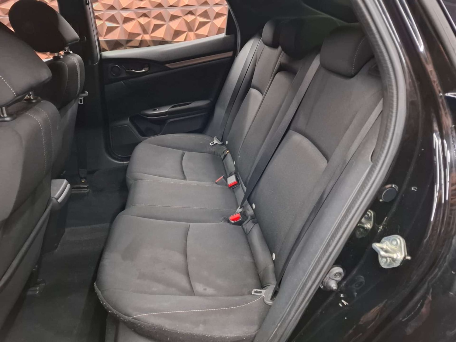 Used Honda Civic 2018 for sale - 76921490: Photo 19