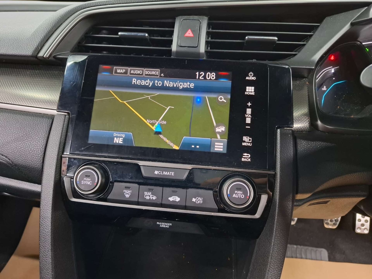 Used Honda Civic 2018 for sale - 76921490: Photo 26