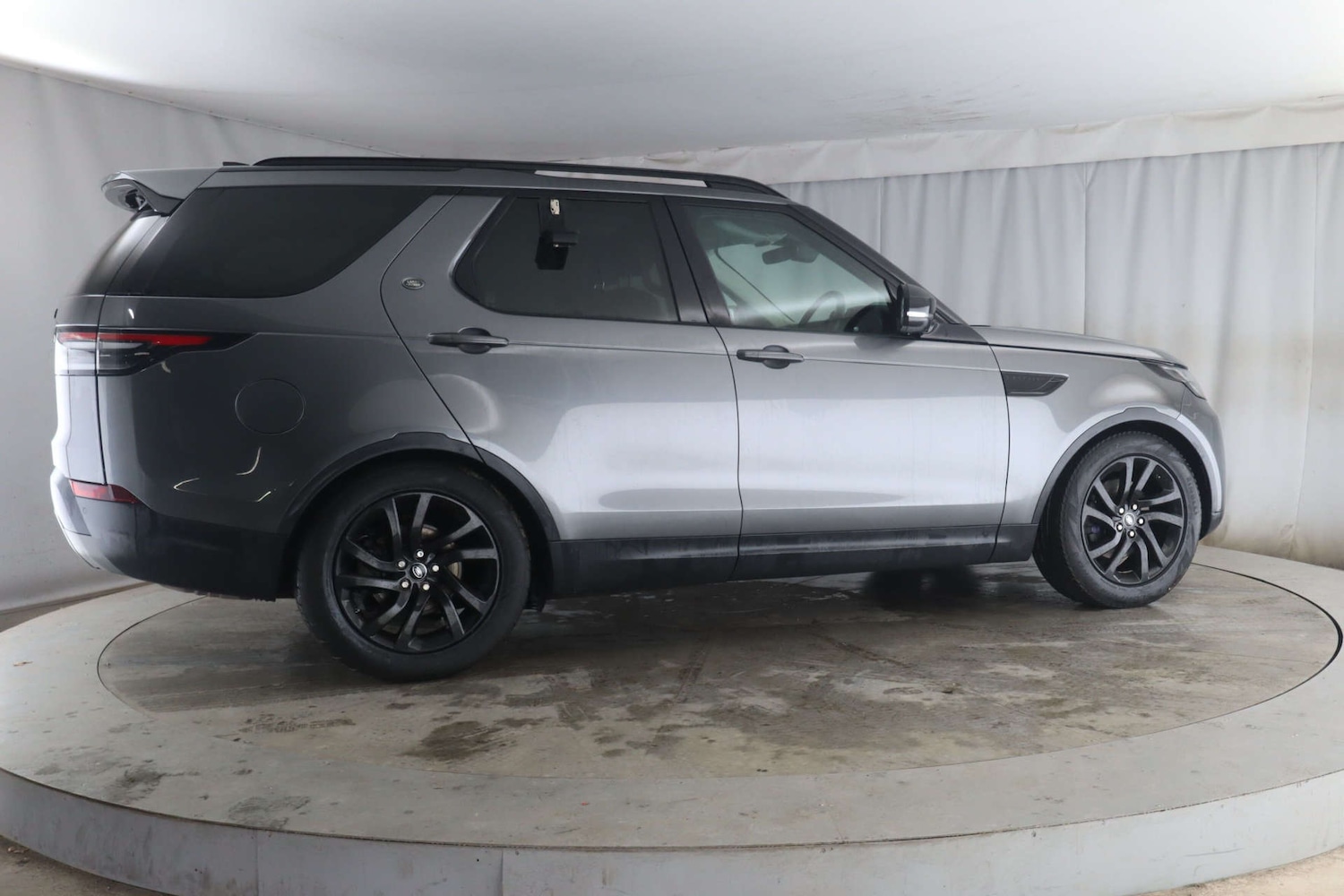 Used Land Rover Discovery 2018 for sale - 77575826: Photo 8