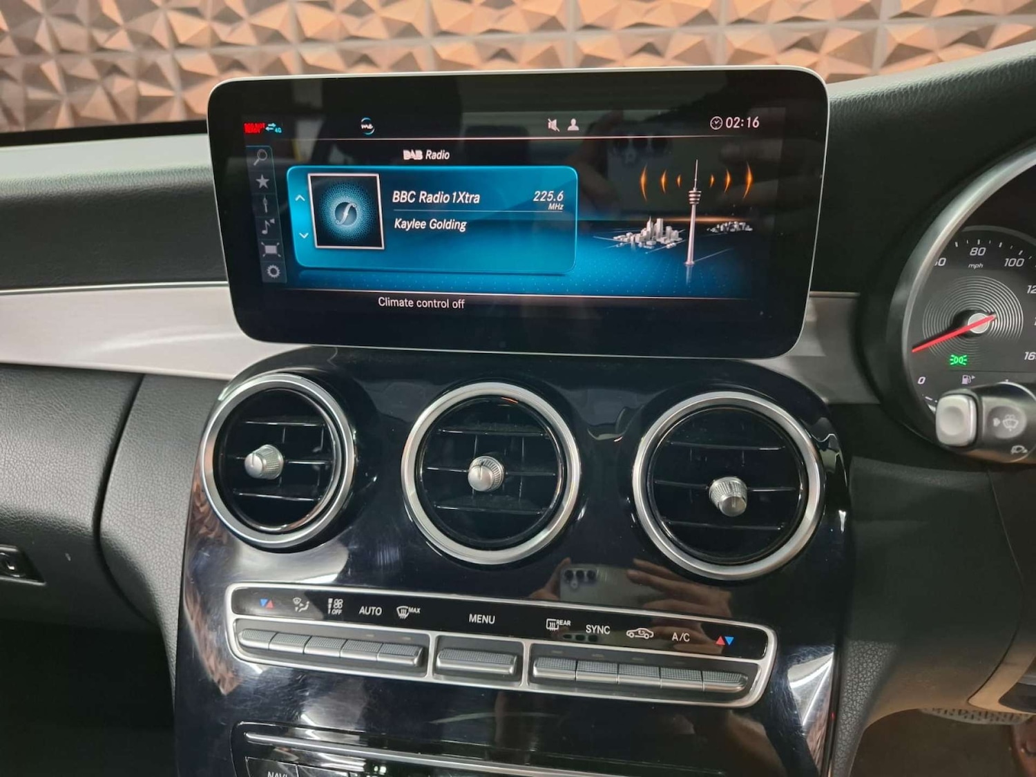 Used Mercedes-Benz C Class 2019 for sale - 76921403: Photo 22