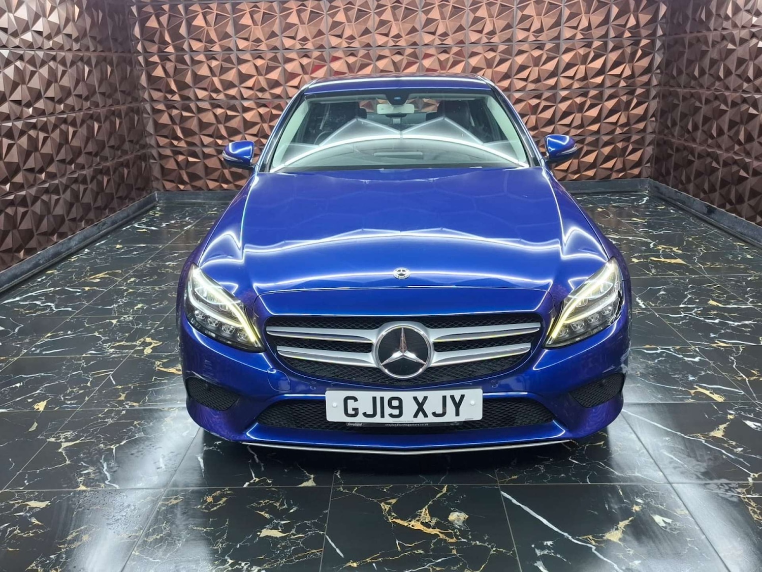 Used Mercedes-Benz C Class 2019 for sale - 76921403: Photo 4