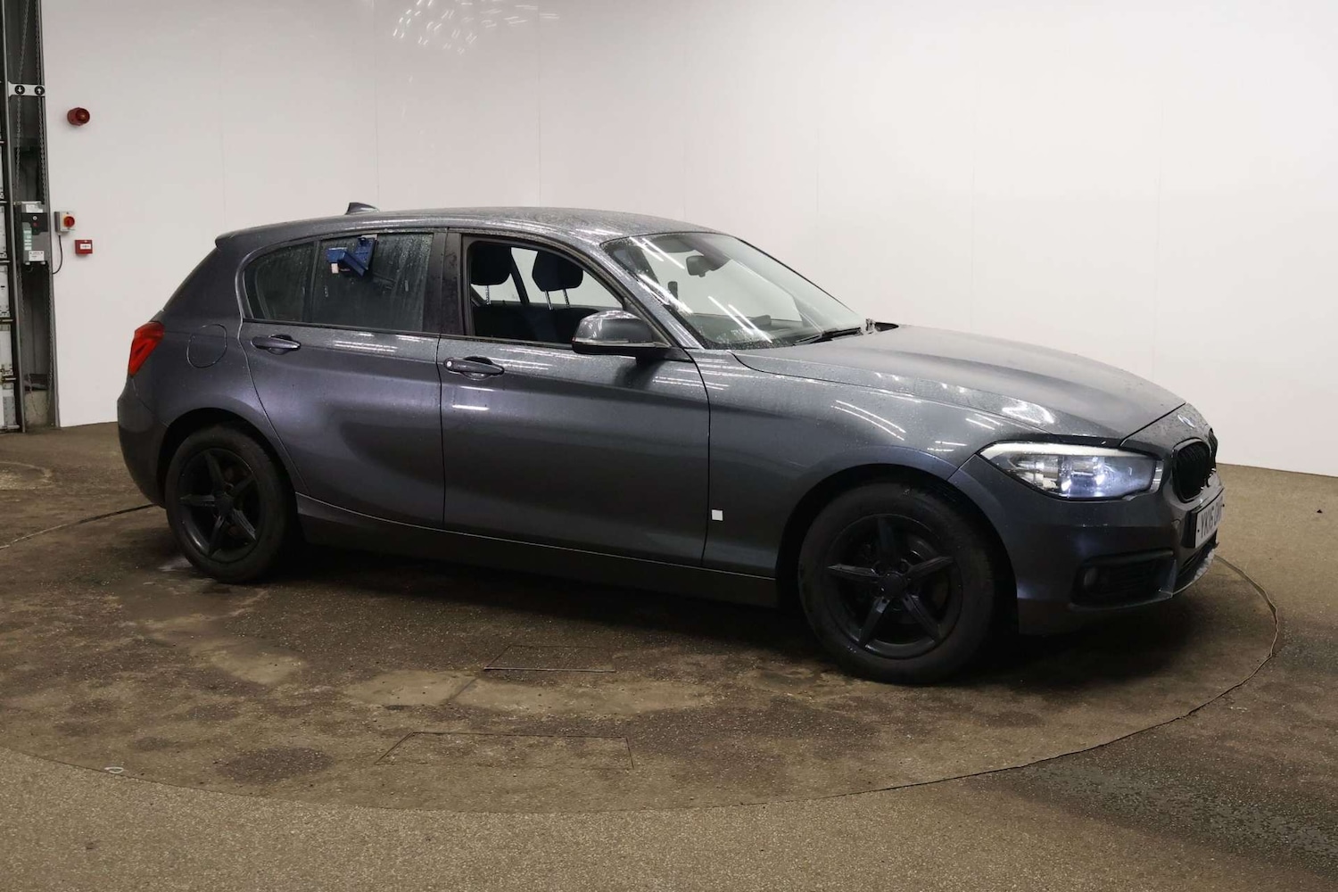 Used BMW 1 Series 2016 for sale - 77903085: Photo 2
