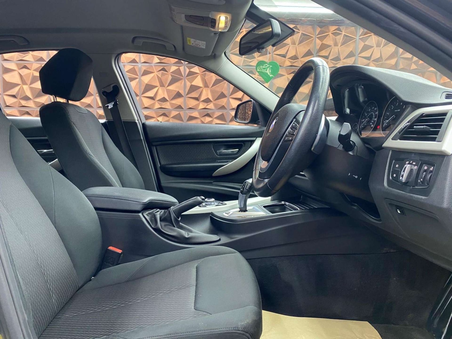 Used BMW 3 Series 2017 for sale - 78211864: Photo 6