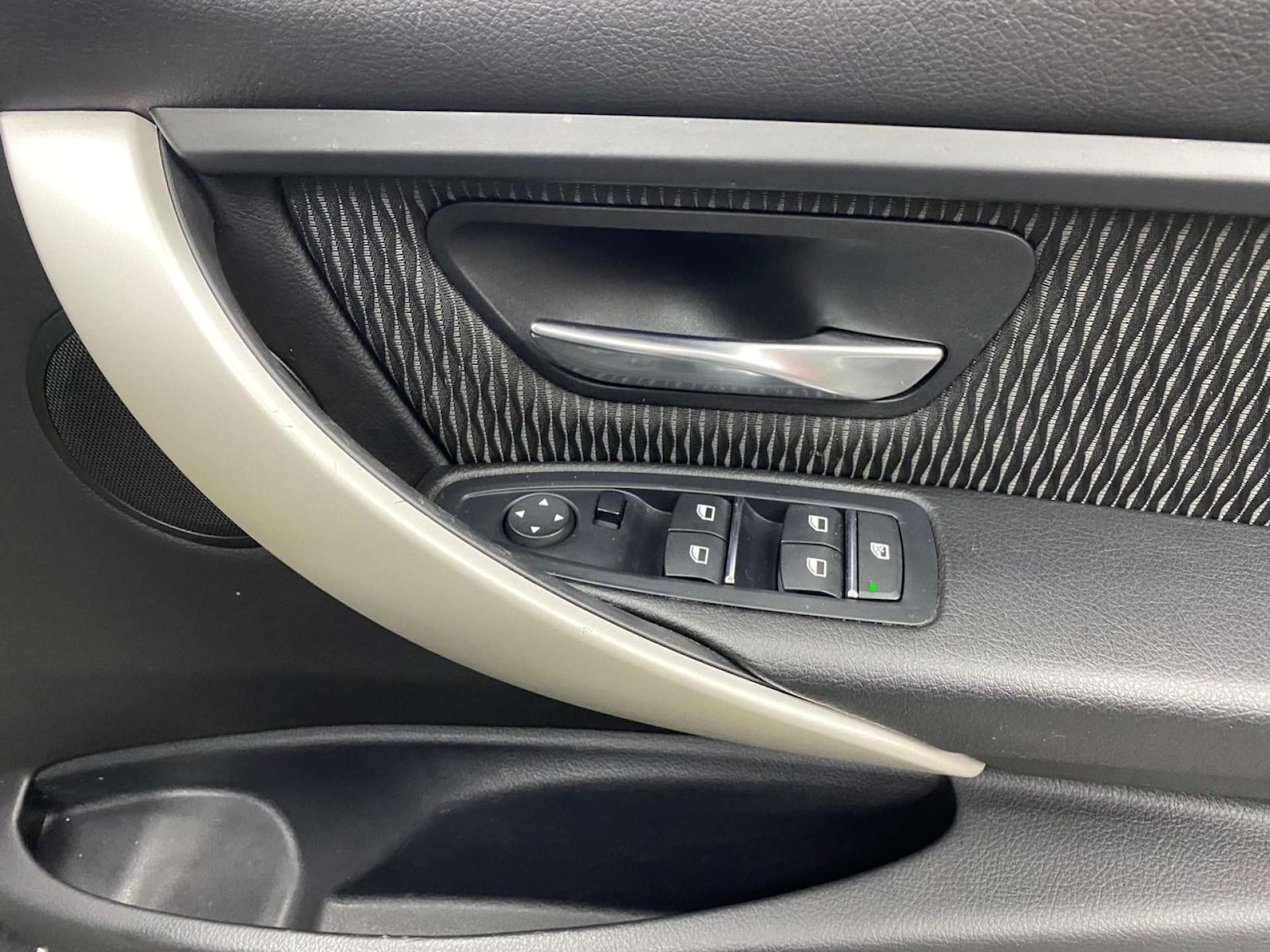 Used BMW 3 Series 2017 for sale - 78211864: Photo 8