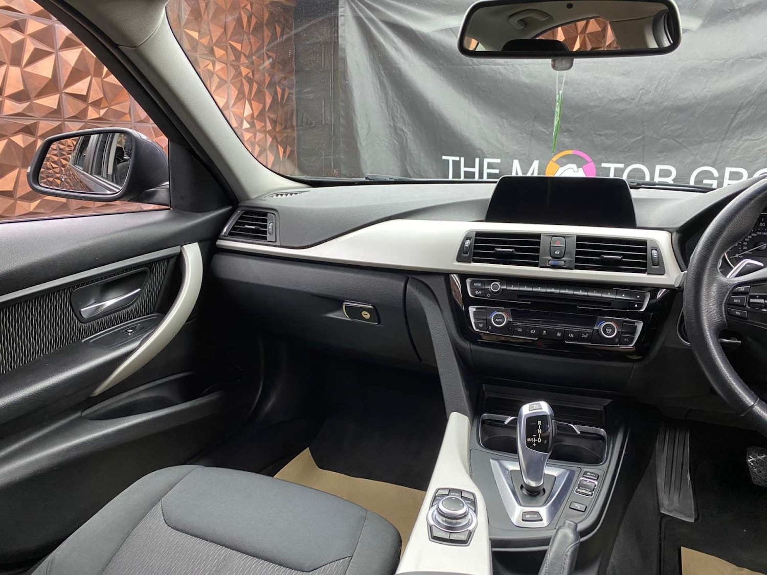 Used BMW 3 Series 2017 for sale - 78211864: Photo 9