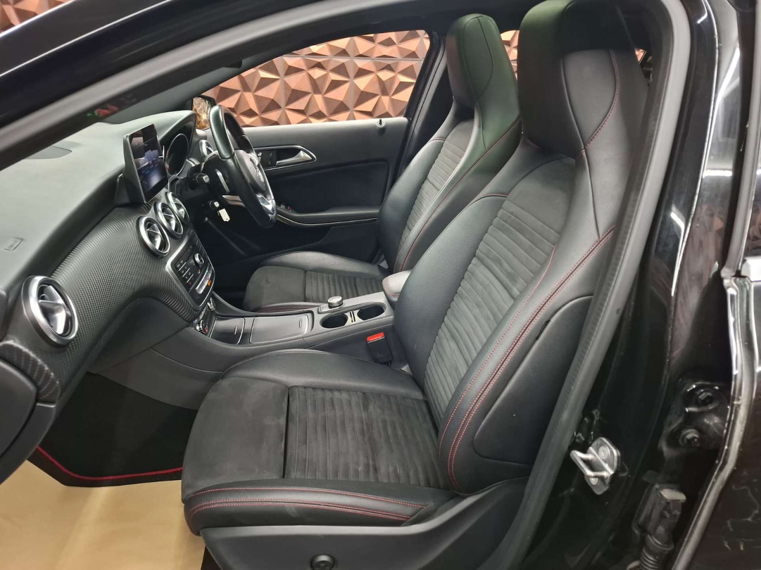 Used Mercedes-Benz A-Class 2018 for sale - 77151213: Photo 19