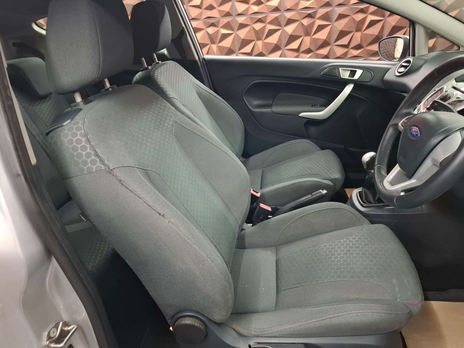 Used Ford Fiesta 2012 for sale - 76921390: Photo 8