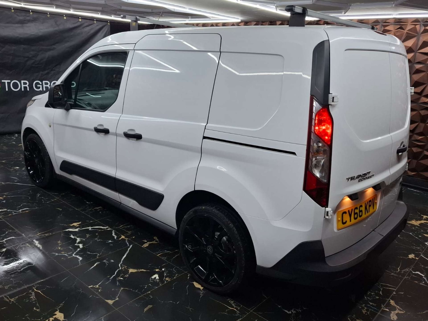 Used Ford Transit Connect 2017 for sale - 76921392: Photo 26