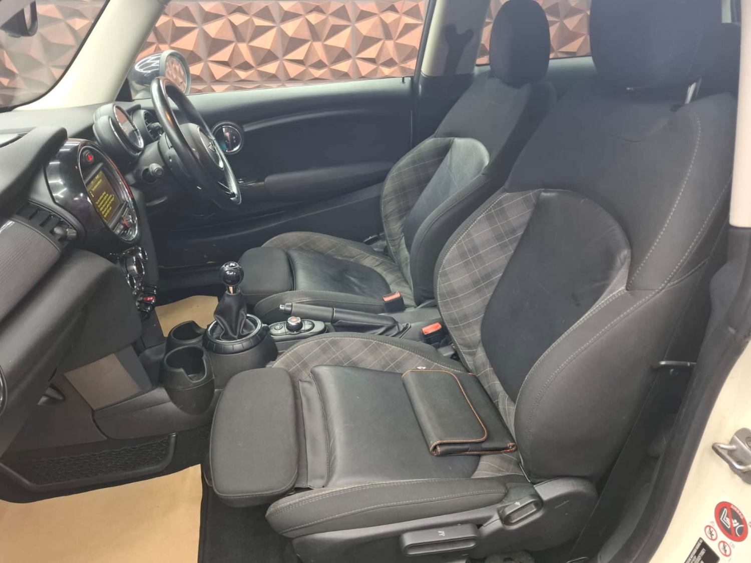 Used MINI Hatch 2017 for sale - 76921396: Photo 20