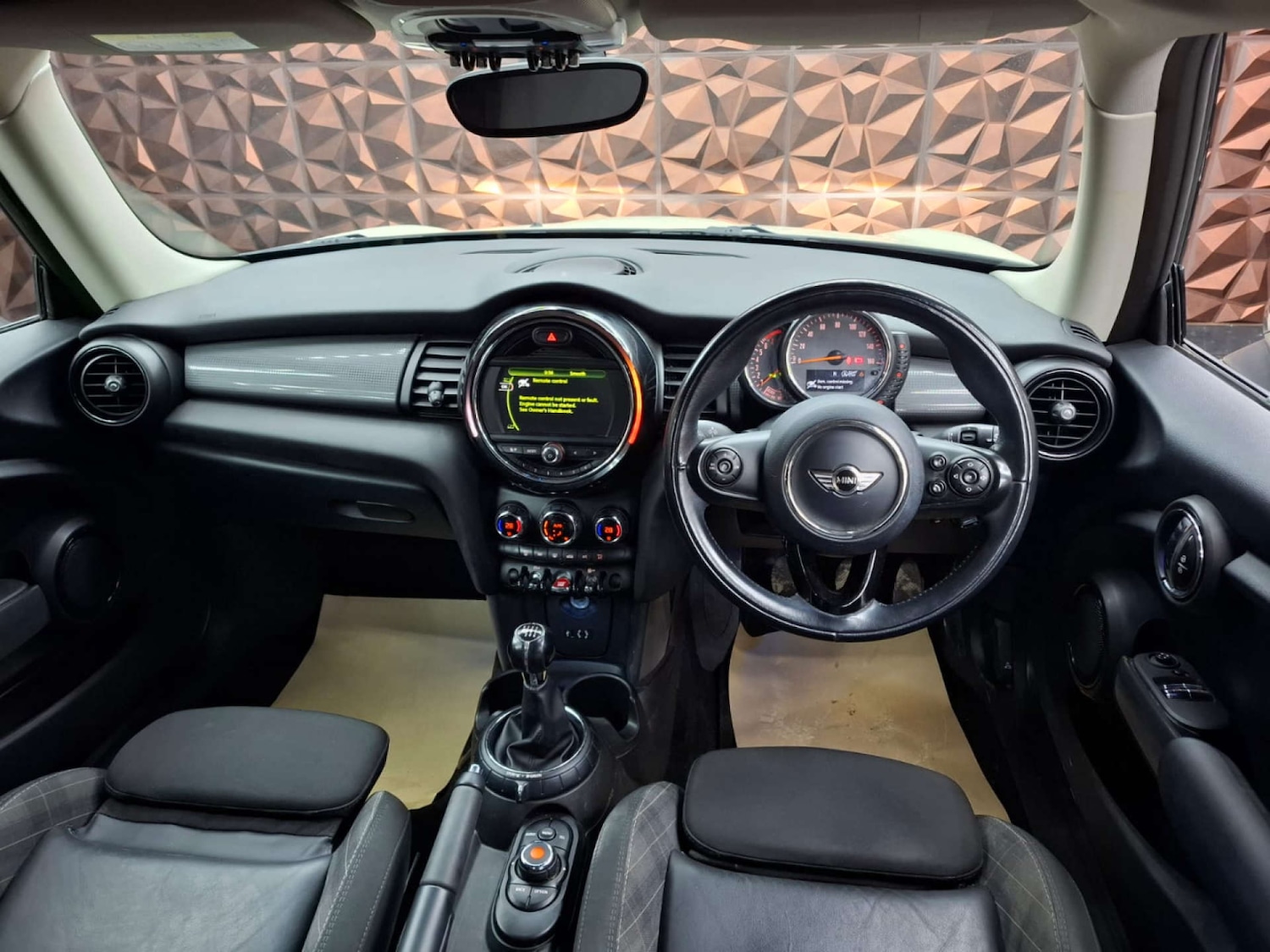 Used MINI Hatch 2017 for sale - 76921396: Photo 23