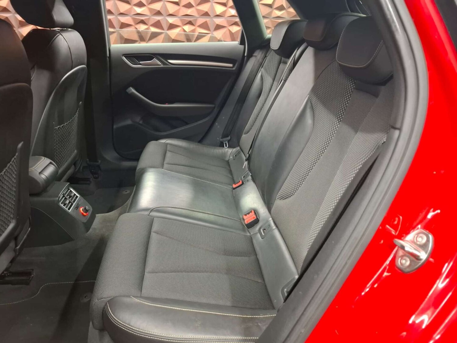 Used Audi A3 2014 for sale - 76921460: Photo 24