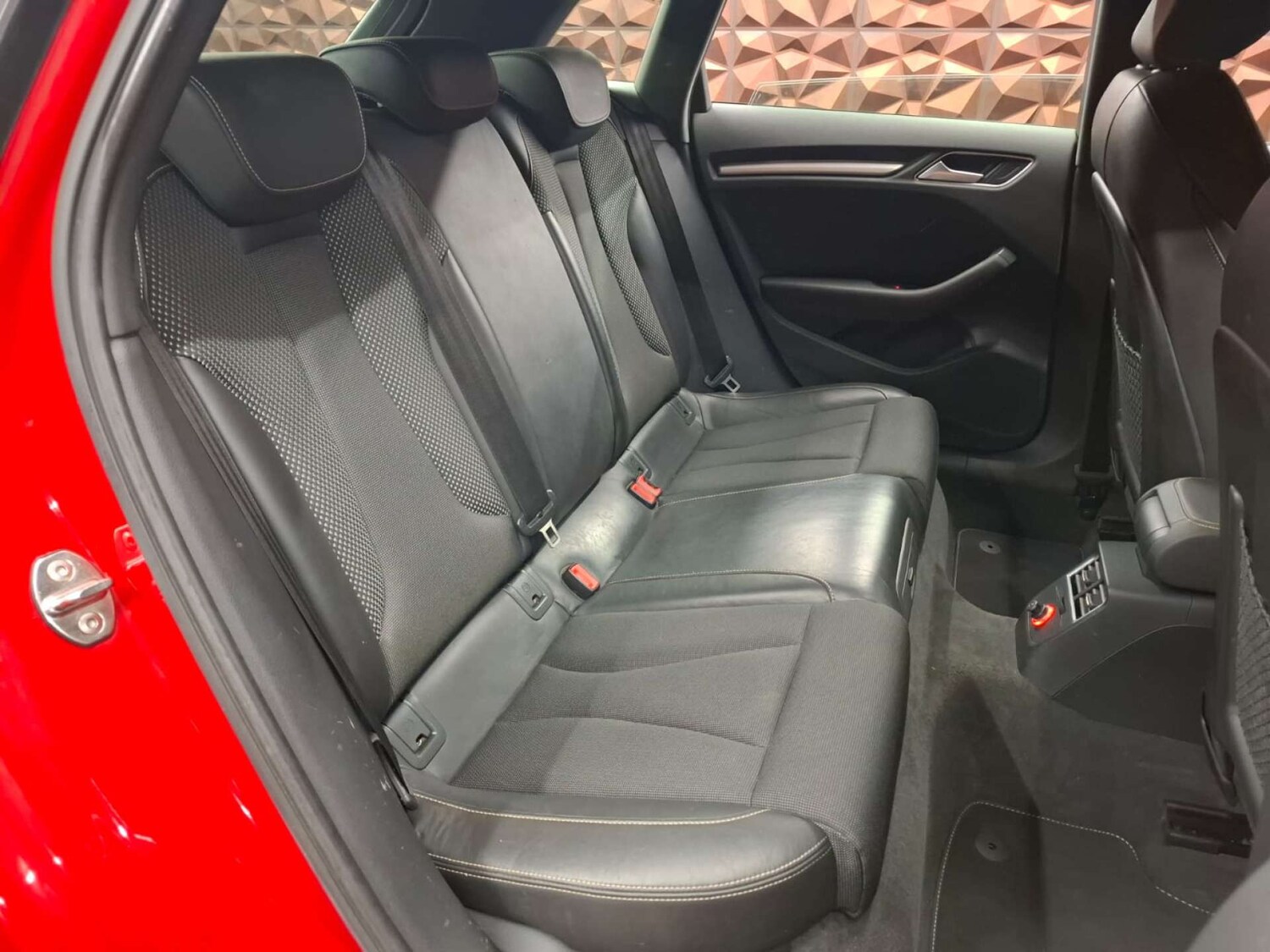 Used Audi A3 2014 for sale - 76921460: Photo 25