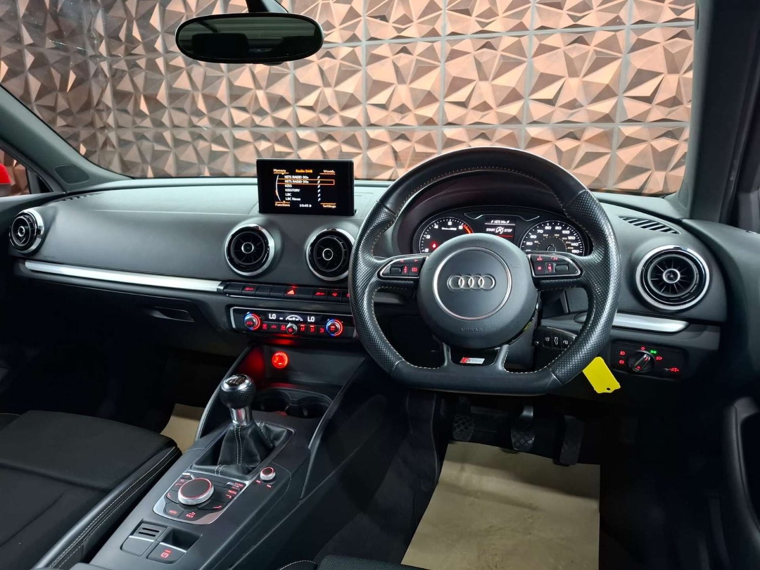 Used Audi A3 2014 for sale - 76921460: Photo 32