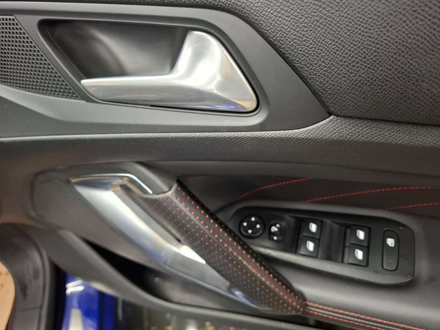 Used Peugeot 308 2017 for sale - 76921386: Photo 10