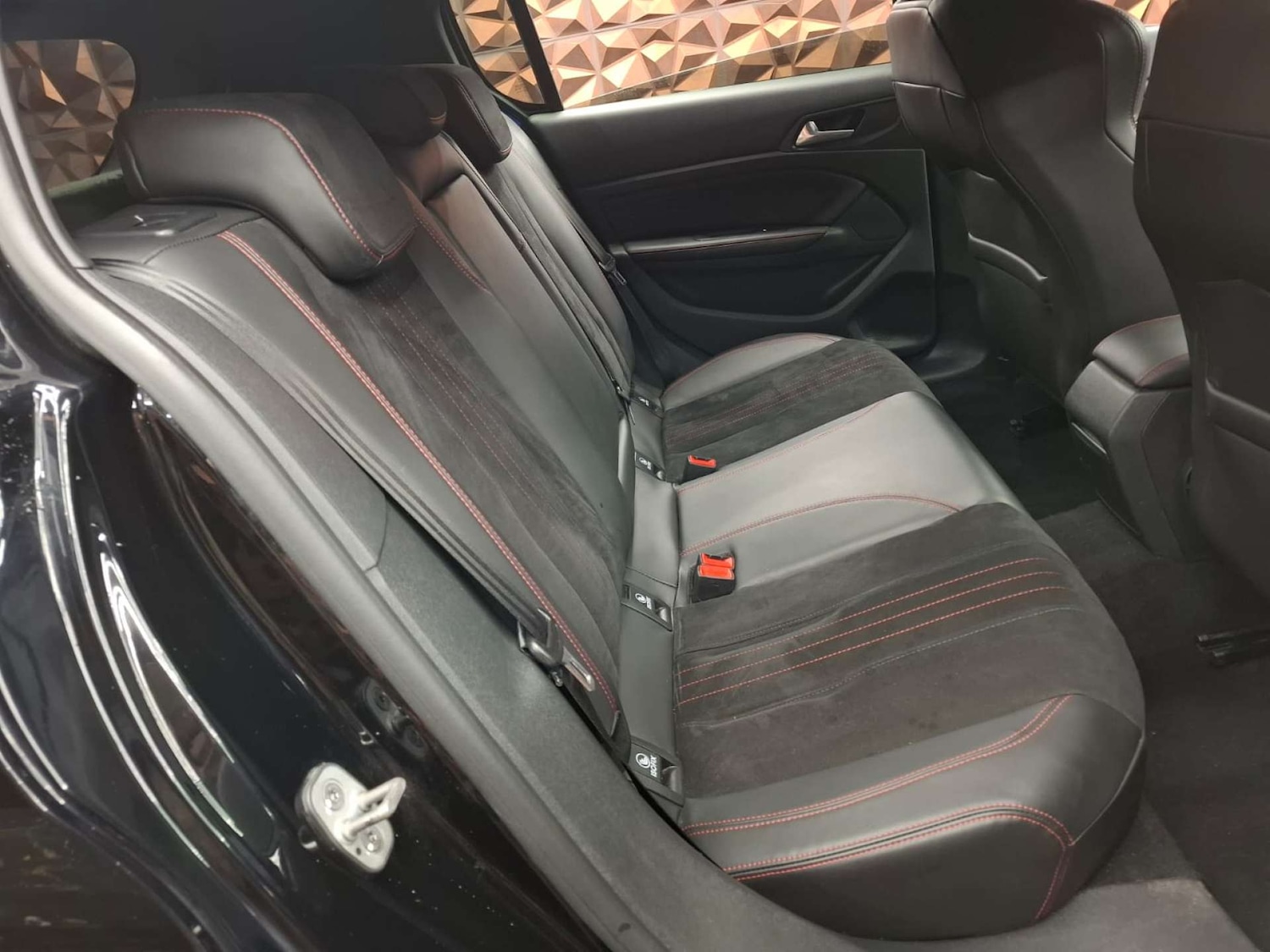 Used Peugeot 308 2017 for sale - 76921386: Photo 14