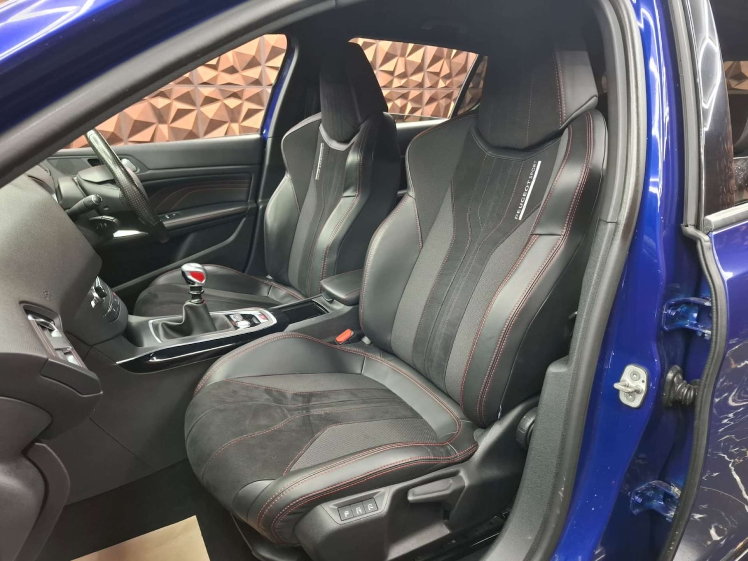 Used Peugeot 308 2017 for sale - 76921386: Photo 16