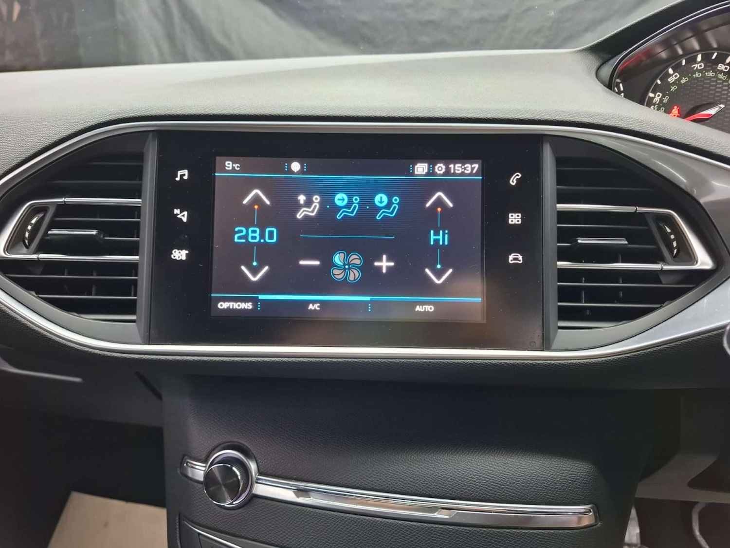 Used Peugeot 308 2017 for sale - 76921386: Photo 24